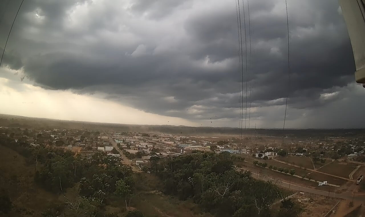 Ventania E Avan O De Chuva Intensa Em Nova Bandeirantes Mt Confira O